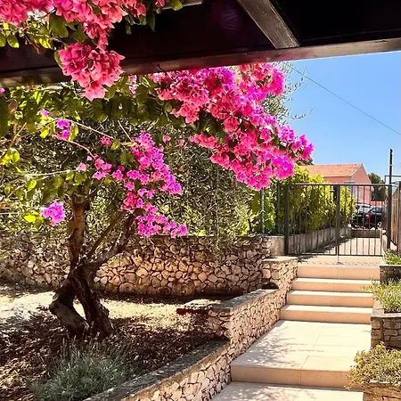 Holiday home House Mia Razanj