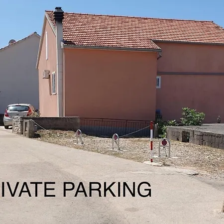 Holiday home House Mia Razanj