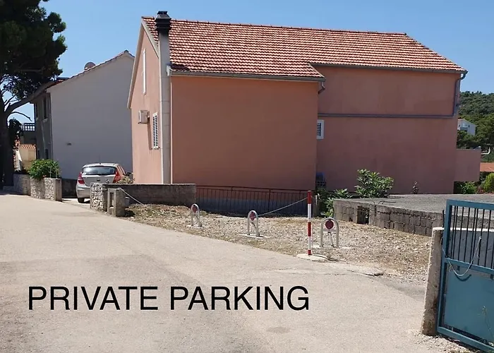 בית נופש House Mia Ražanj